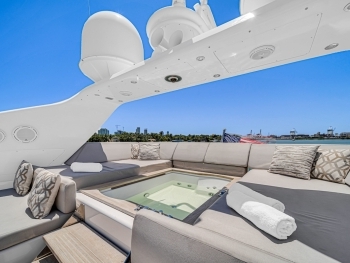 5 Signs You’re Ready to Upgrade from a Boat Rental to a Real Yacht Charter image